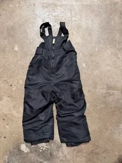 3T: Cherokee (Black)