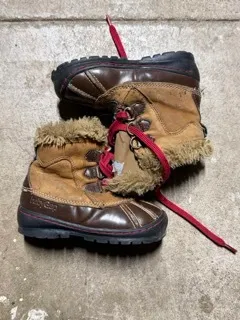 6T: Baby Gap (Duck boot w/sherpa)