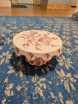 CAKE STAND - RED PEDESTAL FLORAL CAKE STAND 