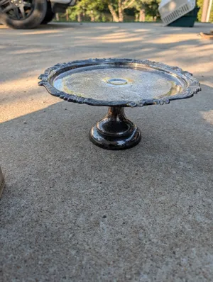CAKE STAND - SILVER PEDESTAL 
