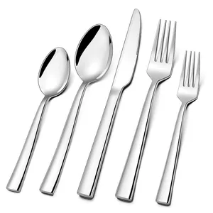 Besteckset (Messer, Gabel, Löffel)