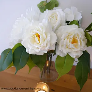Faux flower Vase - White and Green