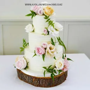 Log Slice Cake Stand