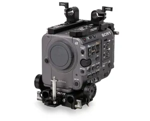 Sony PXW-FX6  with Tilta Cage V-Mount Kit