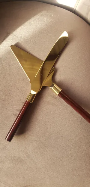Golden Cake Servers