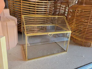 GOLD TRIM CARD BOX
