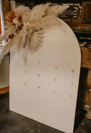 Find Your Seat Mod Sign