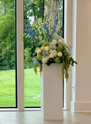 Pedestals - Large White