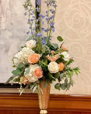 Metal Gold Trumpet Vase