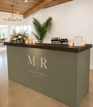 Custom Bar