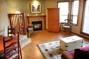 2 bedroom Glacier's Reach - Whistler Village - Private hot tub