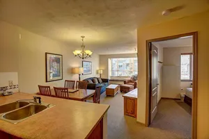 2 bedroom Deer Lodge - Whistler Village