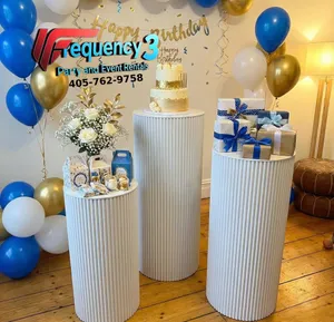 Prime White Cake Pedestal (Waves)