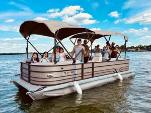 Luxury Pontoon - Lake Conroe, Houston - Family Tubing Fun or Relaxing