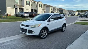 White 2016 Ford Escape SE