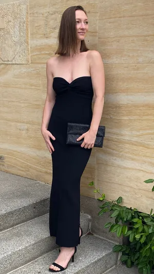 Elegantní pletené šaty DISSH