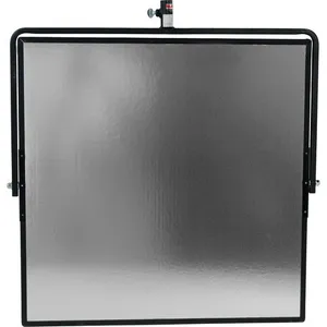 Matthews Aluminum Hand Reflector - 24x24