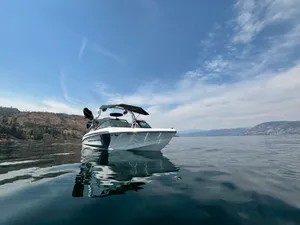 Boat Rental (Super Air Nautique 210)