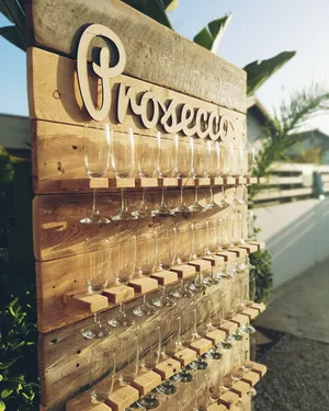 Prosecco Wall