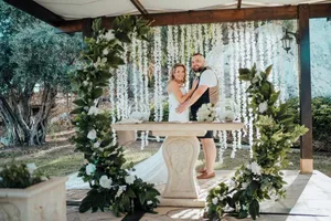 A-symmetrical foliage/floral arch CEREMONY ONLY AG2015A 