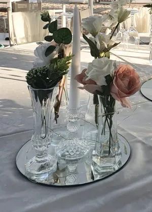 4 single stem vase variety on a mirror base TP2047 