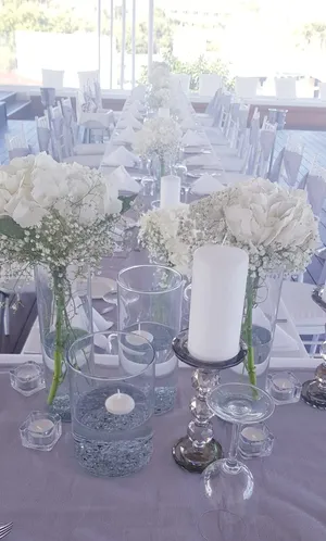 Short silver crystal candelabra with pillar candle TP2012