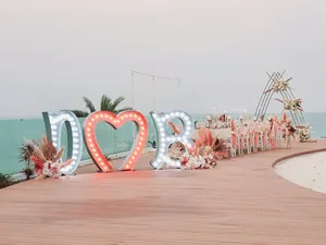 Initial letters with & or heart LL2002