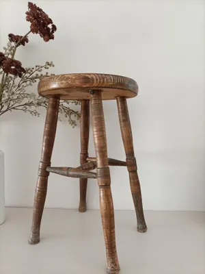 Tabouret en bois 