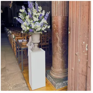 COLONNE / STELE