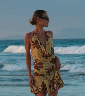 Benni Harlow Halter in Floral