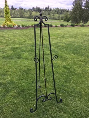 DARK  Iron Easel