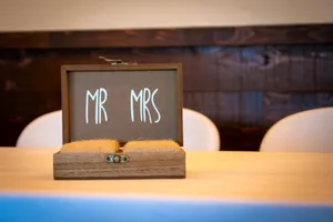 Mr. & Mrs. Ring Box
