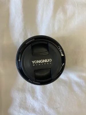 Yongnuo 50mm f/1.8 Lens with Case