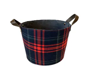 Plaid Vessel