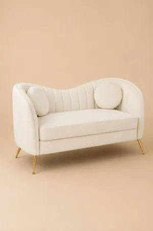 The Exclusive Lounge 