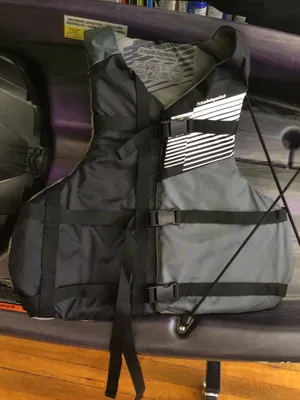 Adult XL Life Vest— L-005