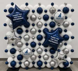Custom 8' x 8' Balloon Link Wall