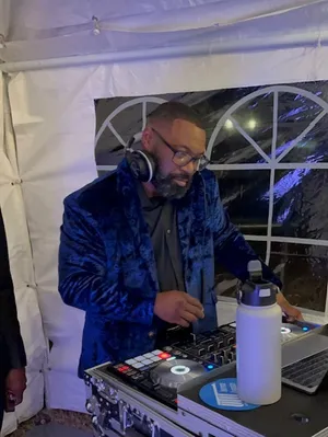 Disc Jockey