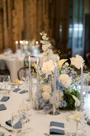 White round table cloths