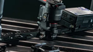 Kit Dual Handle Power Supply Bracket DJI RS3 TILTA Suporte V-Mount // VRS SEM CONTROLES