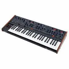 Sintetizador Análogo de 6 Voces Dave Smith Sequential OB6 Oberheim OB-6 