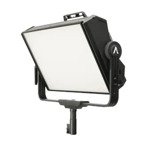 Aputure Nova P300c