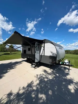 SunLite Pull Behind Camper