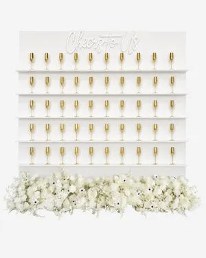 Luxe 8×8 Champagne Wall