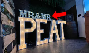 Mr & Mr (topper)