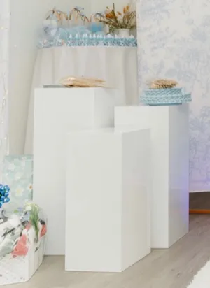 Pedestal -cake stand