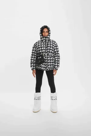 PERFECT MOMENT <br> Houndstooth Oversized Parka II Size S <br> RRP $1650