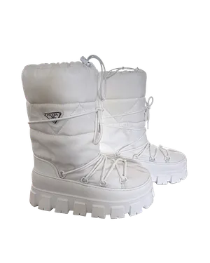 Prada <br> White Snow boots Size 37-39 <br> RRP $2740 
