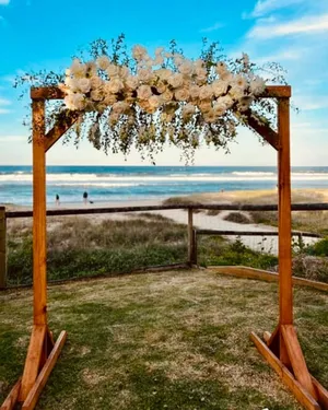 Timber Arbour