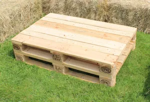 Pallet Table 
